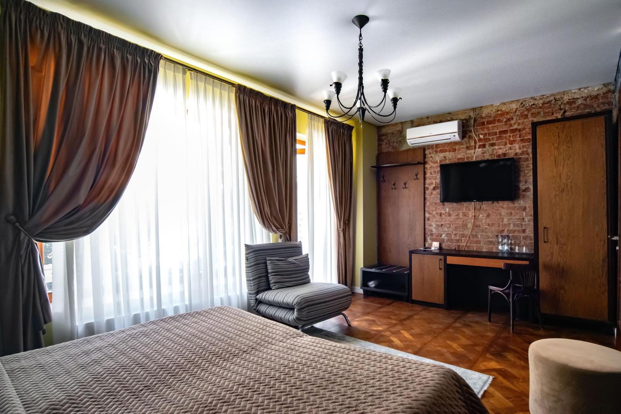 Hotel Shato Luxe